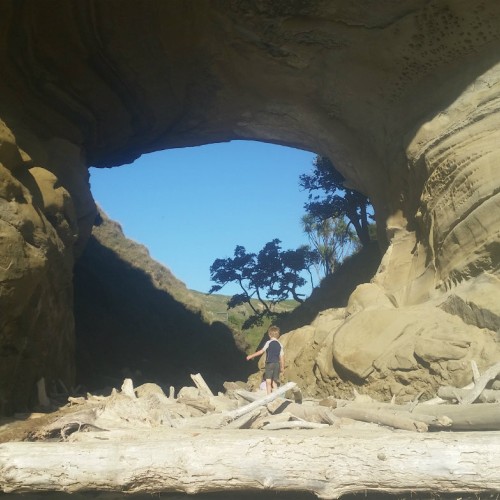 'Cooks Cove Walkway hole in the wall'