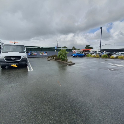 Not ideal for large vehicles