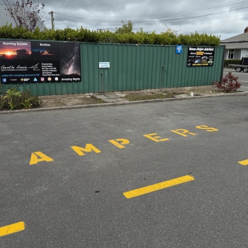 There are entrances on Fonblanque St & around the corner on Russell St