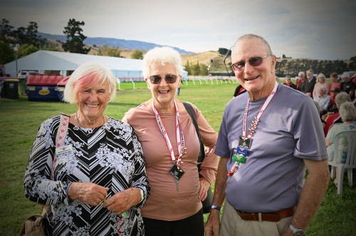 (from left): NZMCA Board Member Deb Bradley with Nelson Tasman's Mary & Jim Lafrentz